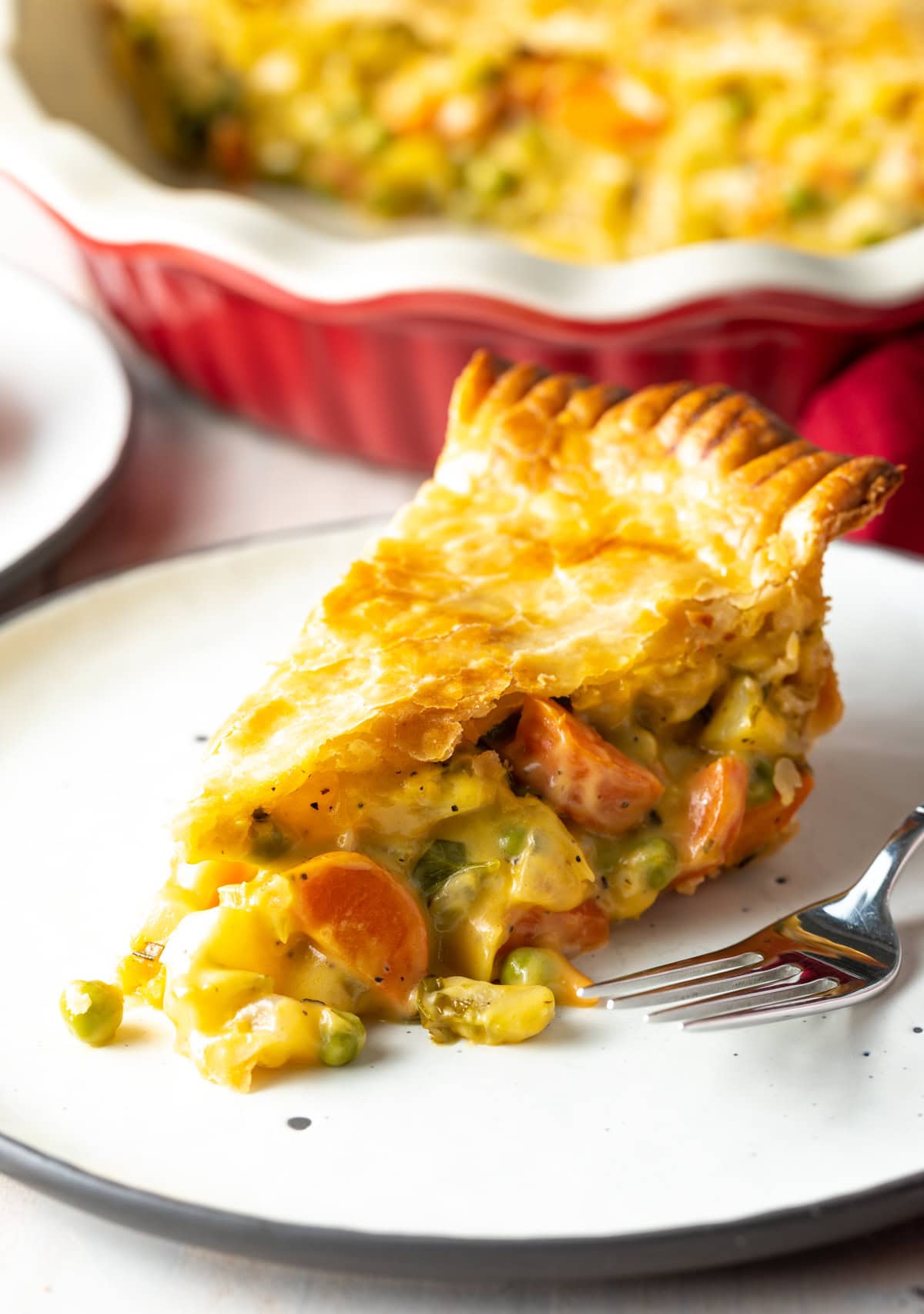 Vegetarian Pot Pie: Hearty Comfort for Weeknights & Holidays